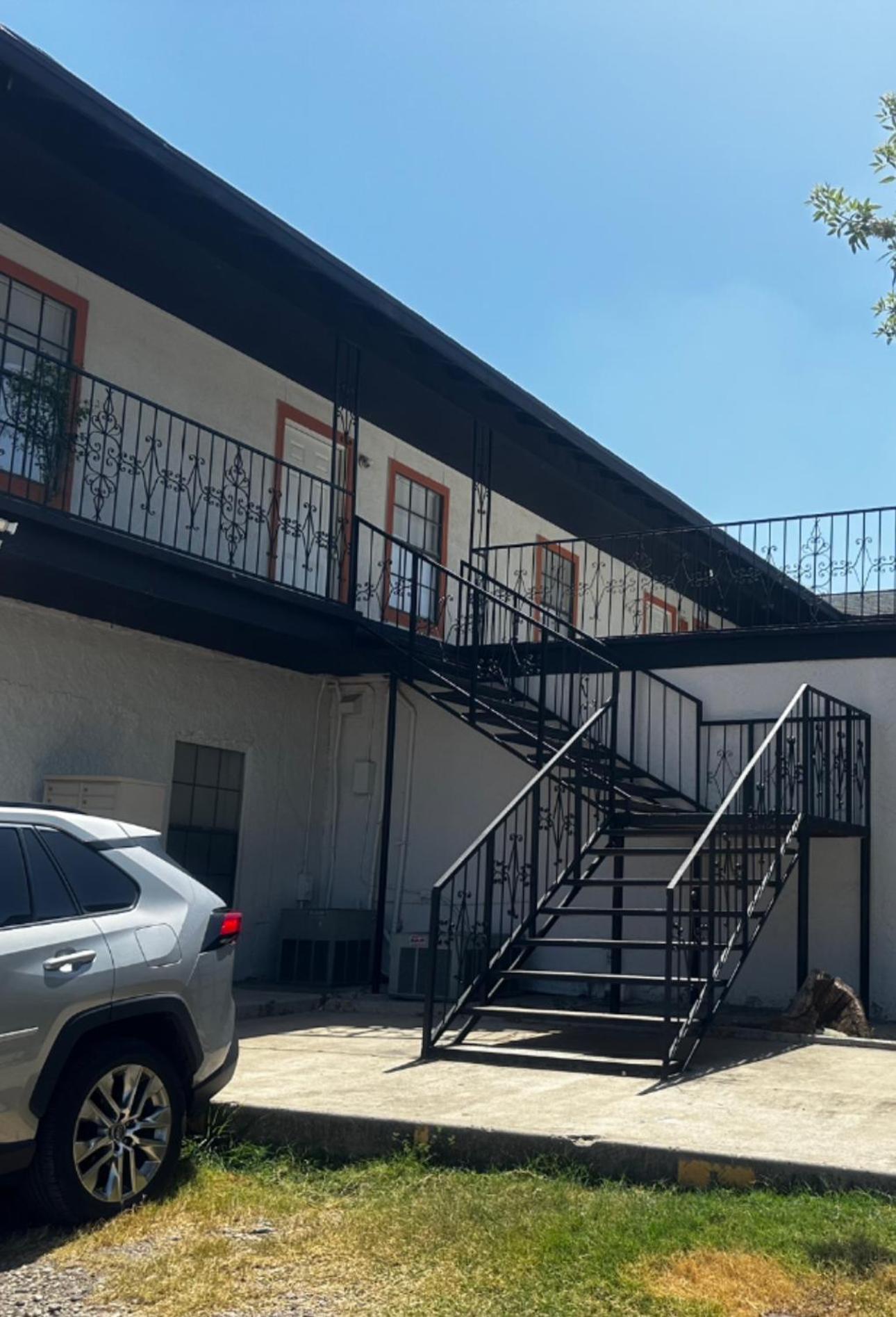 Eagle Stay 5 Eagle Pass Exterior photo